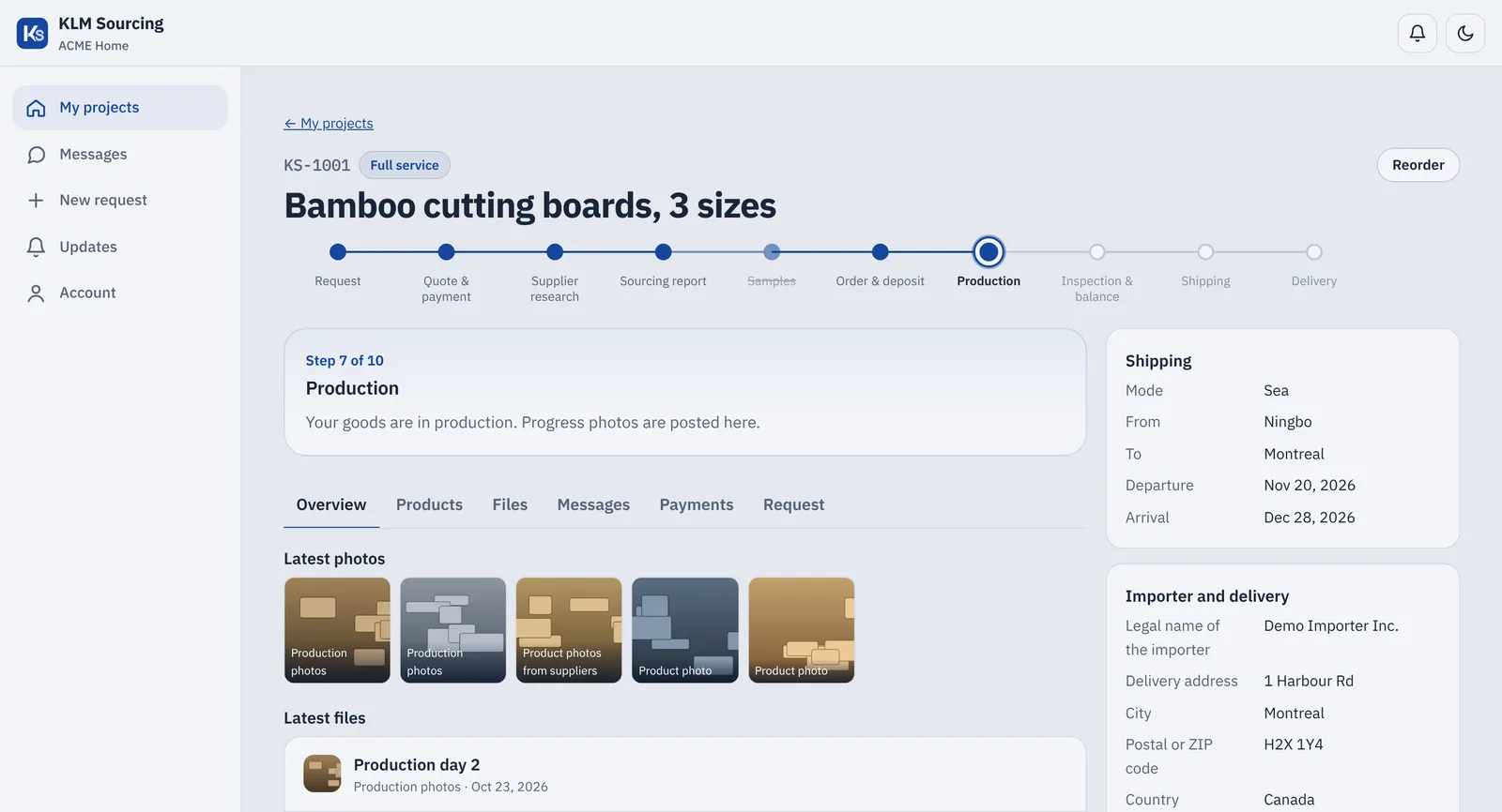Client portal on a computer: the steps of an order, photos from production and shipping details